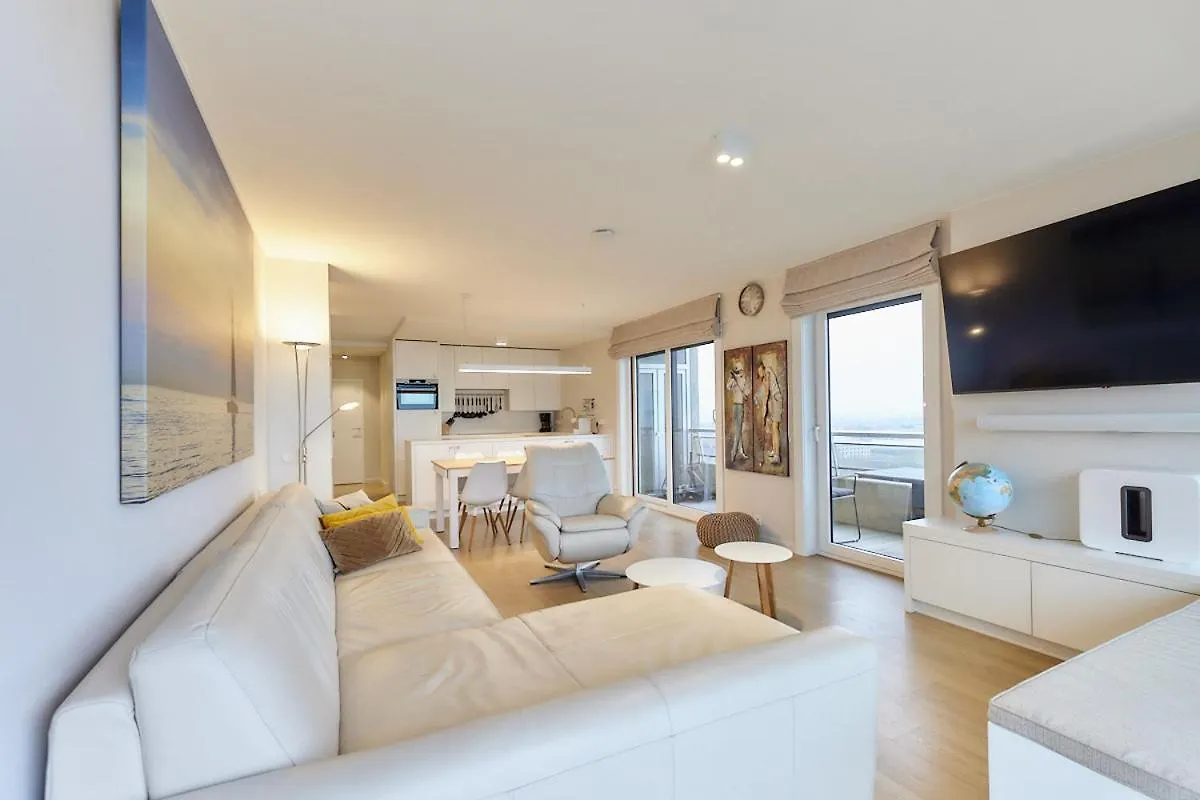 Royal Ascot III 11-04 Apartment Ostend